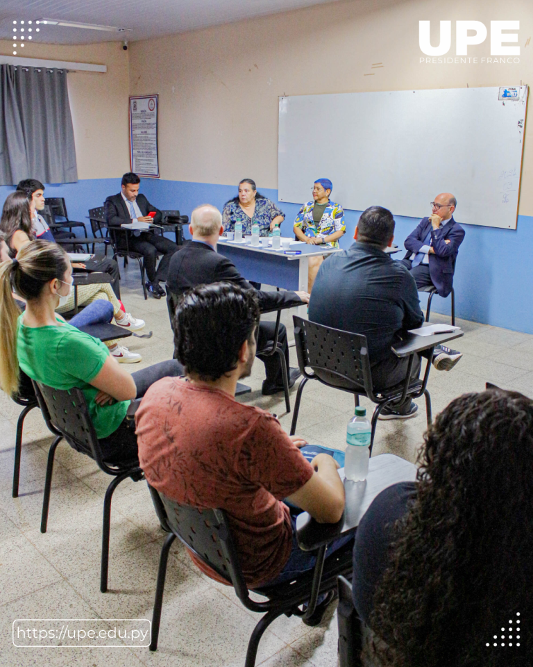 Presentación del Proyecto de Investigación - Dirección de Investigación de Derecho 